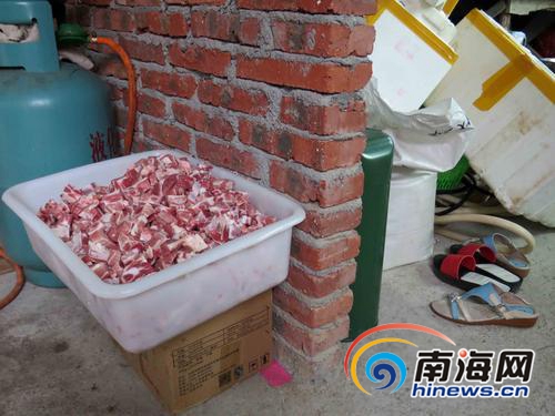 新闻追踪《肉丸作坊藏身毛坯房》 销毁103包肉制品