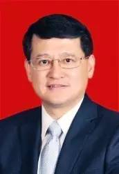 宋宗德，男，1971年12月出生，汉族，山东青岛人，1992年12月加入中国共产党，1994年7月参加工作，学历中央党校研究生，公共管理硕士，助教。