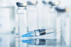 俄罗斯新冠疫苗将免费接种；证监会对陆正耀罚款20万元丨钛晚报