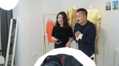 30天建成淘宝直播基地，“中国厂长”极速自救，新模式还是急救丸