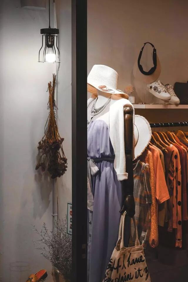 “直播+”时代的服装电商营销创新策略