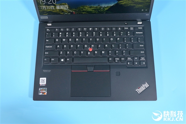 8核R7+100%高色域屏 联想ThinkPad X13锐龙版图赏