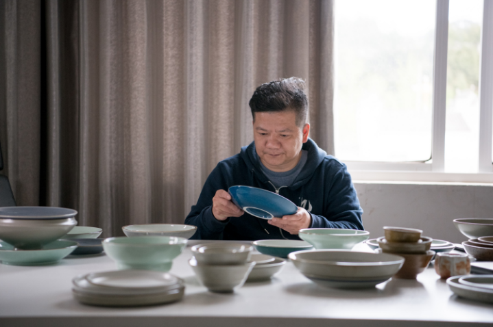 台湾大叔放弃绿卡做“景漂”，被苏大强带火