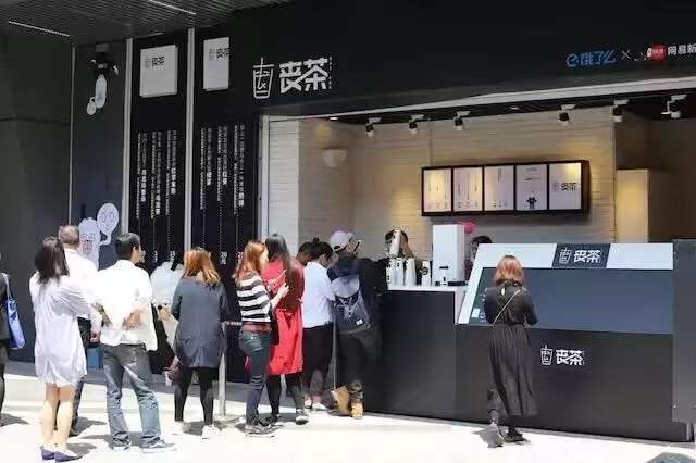 高德地图上线李佳琦导航语音，将段子完成了绝佳创意！