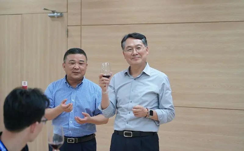 游学科丝美诗：看到了化妆品的几个风向