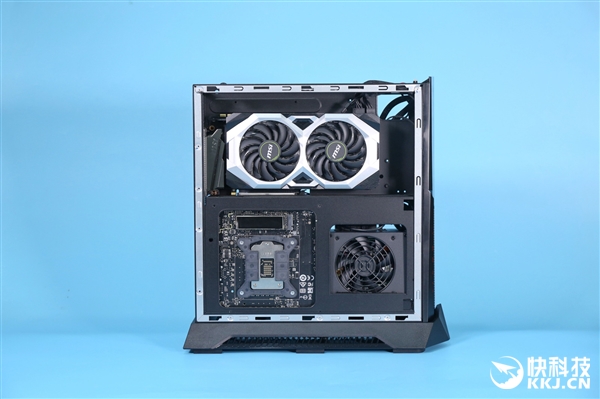 2.7万一台！微星旗舰主机Trident X图赏：i9-10900K/RTX2080Ti