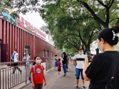 北京首批59万中小学生开学，前三天新生接受入学教育