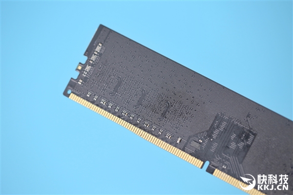 影驰名人堂皑钻内存开箱图赏：10层PCB DDR4-4400