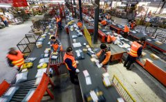 国庆中秋假期全国快递业务量增长超5成 达18.2亿件