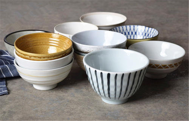 餐具有哪些品种（揭晓4种材质餐具真实测评）