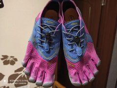 五指鞋哪个牌子好（Vibram v-run五指鞋开箱测评）