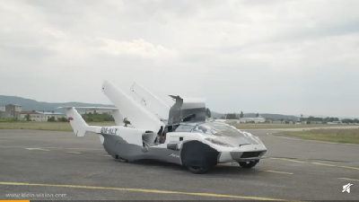 四轮可变形+两座！全球首款可变飞行汽车完成空中测试