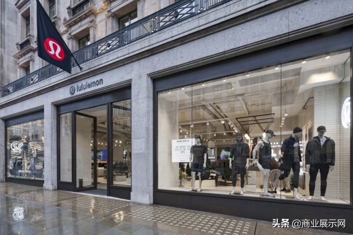 冬季瑜伽服装专卖店（图析Lululemon瑜伽服装店及报价）