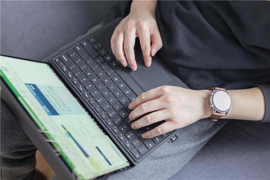 微软笔记本怎么样（微软Surface Pro X笔记本使用体验）