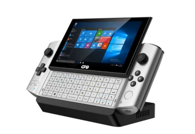 全球首款 Win 10 直板掌机，GPD WIN 3 即将发布：可 60 帧玩 3A 游戏