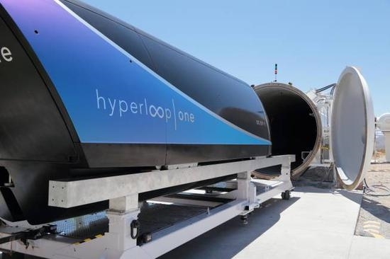 未来“超级高铁”实现首次载人测试 目标时速1千公里