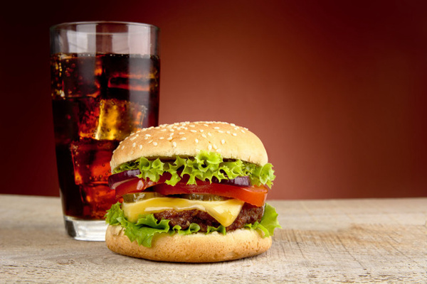 麦当劳证实将于2021年推出McPlant人造肉汉堡