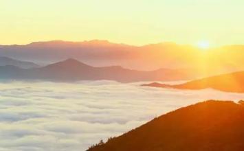 关于登山古诗词名句（最出名的6首登山古诗词）