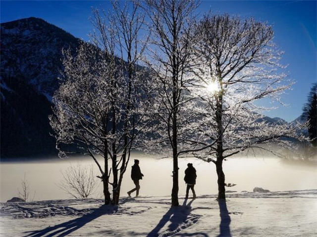 形容雪景的优美句子（对漂亮雪景的20条赞美词句）