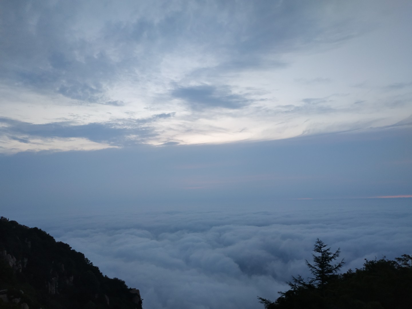 形容泰山的美句有哪些（游泰山发朋友圈句子）