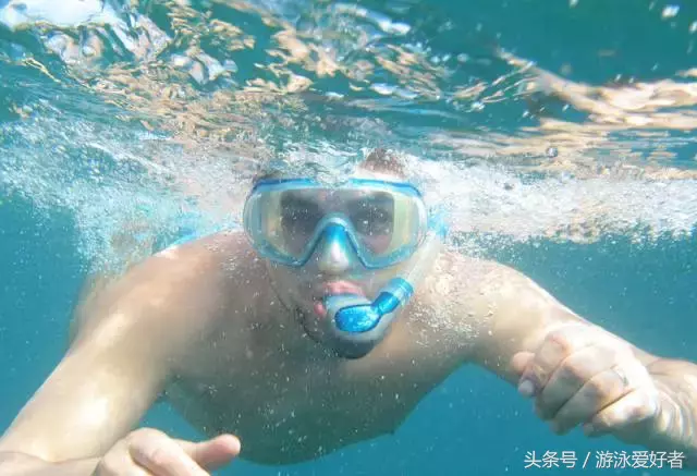 形容游泳的句子优美（享受游泳的快乐的句子）