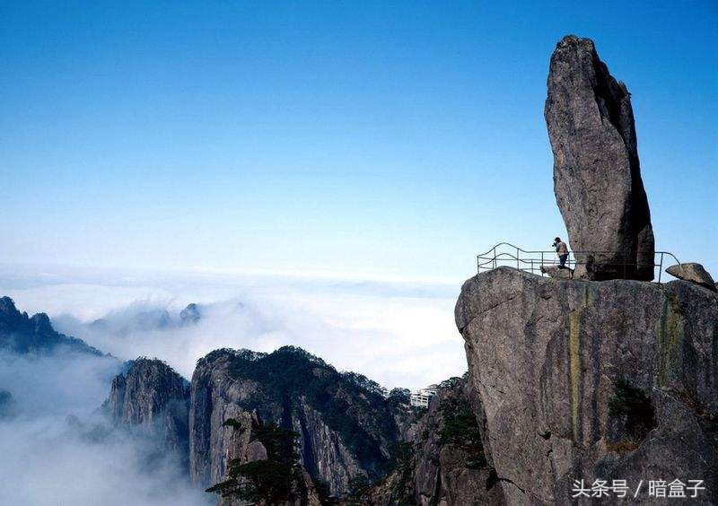 黄山最有代表的诗句（形容黄山景色美的短句）