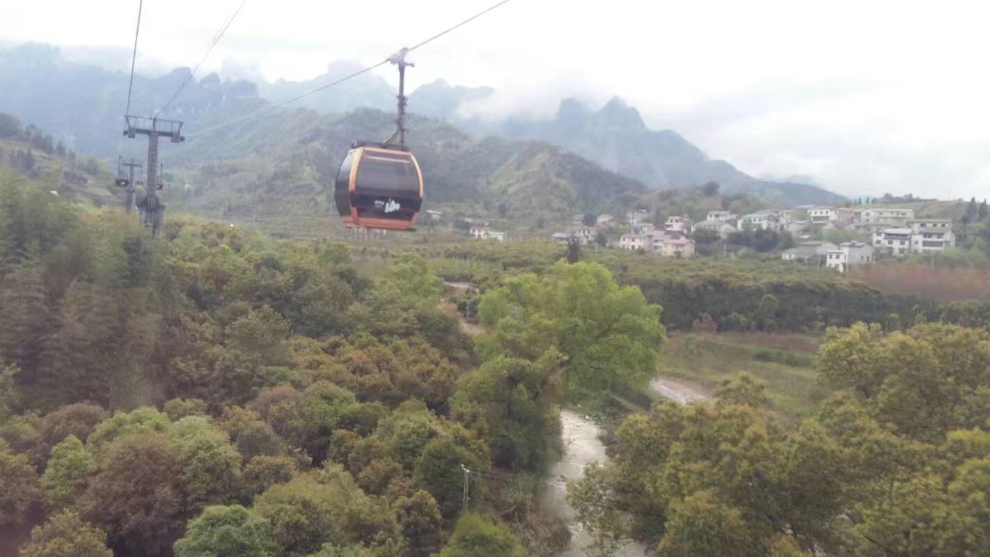 赞美张家界风景短句子（一句话赞美张家界风景）