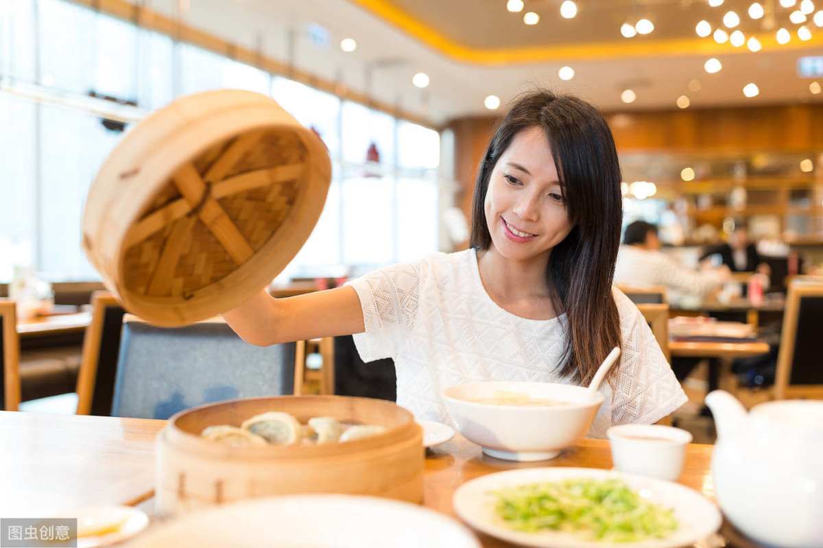 形容饺子好吃唯美句子（描写饺子的好句好段）