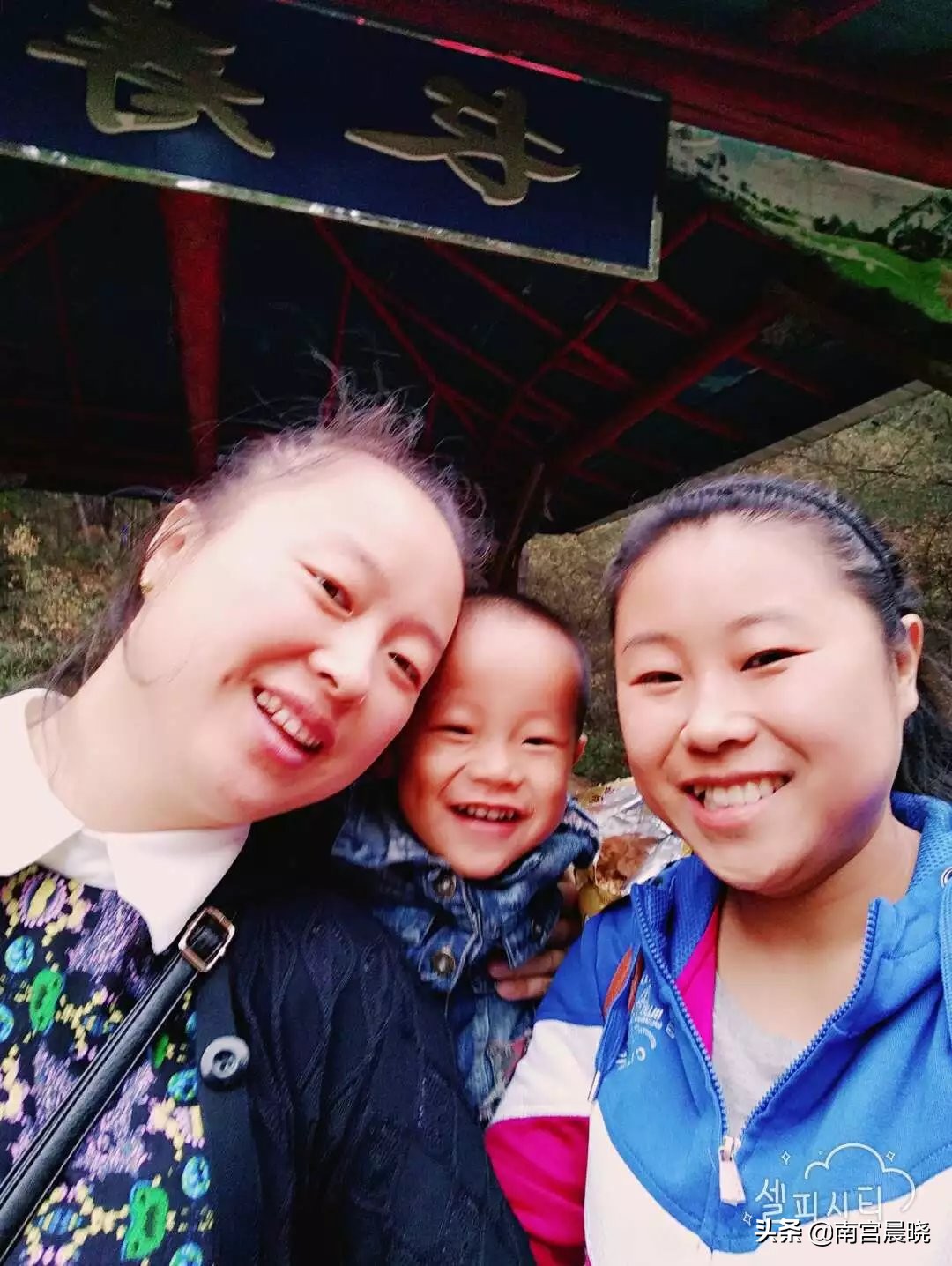 亲姐妹情深的句子简短（表达亲生姐妹情深的句子）