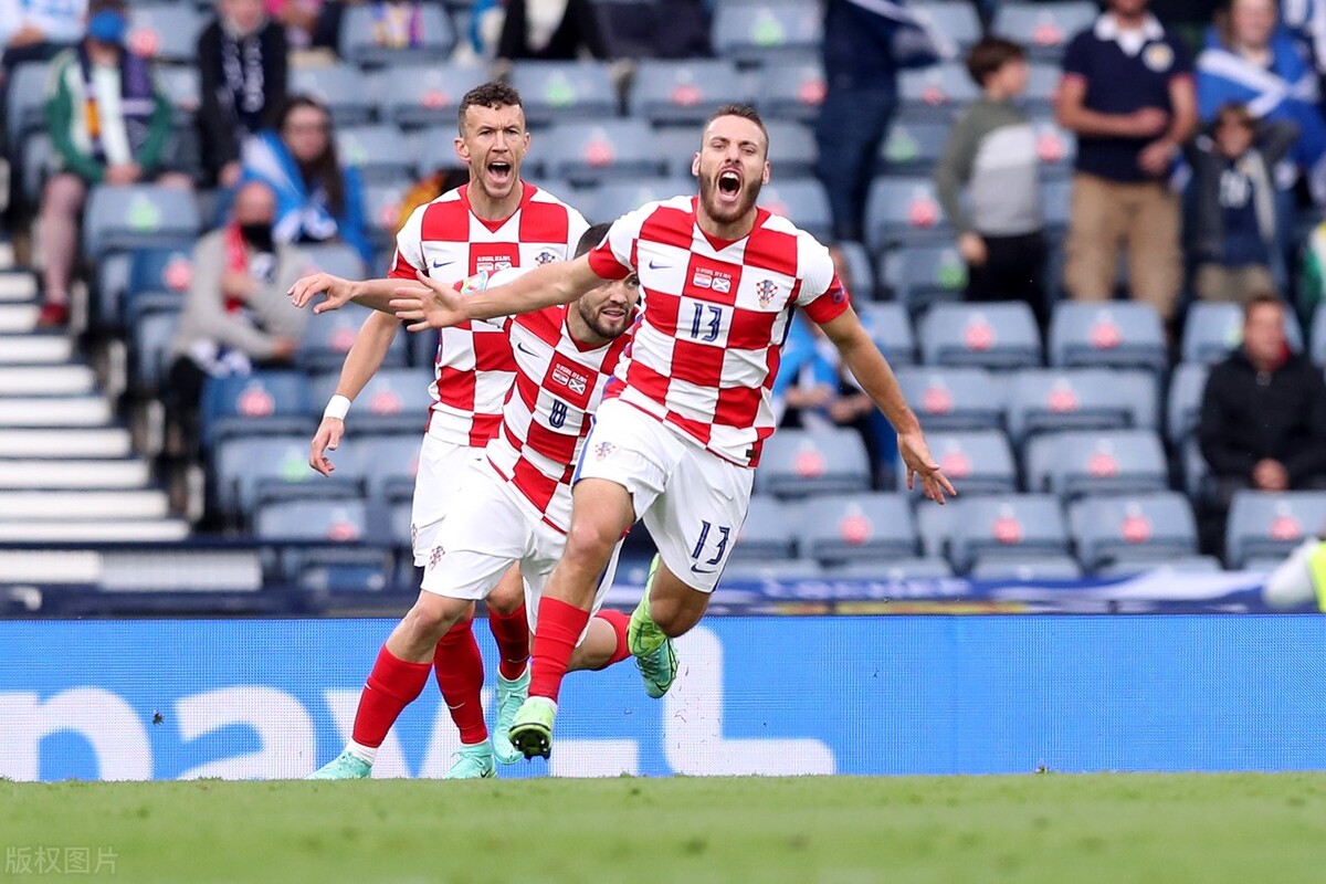 克罗地亚3-1胜苏格兰小组出线-莫德里奇世界波