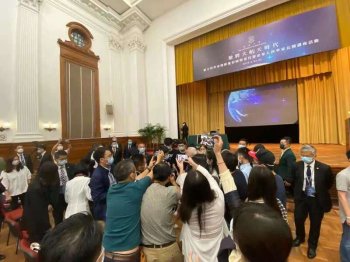 香港高校学子说祖国航天了不起-为宇宙天团入港播种