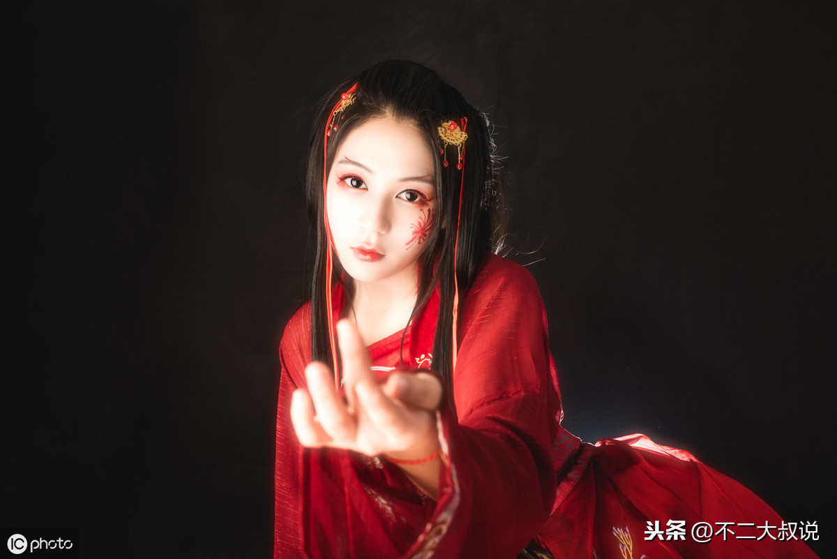 古风虐心句子句句刺心-60条催泪虐心的古风短句