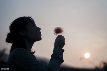 祝自己生日快乐的短句子经典-适合自己生日发的句子