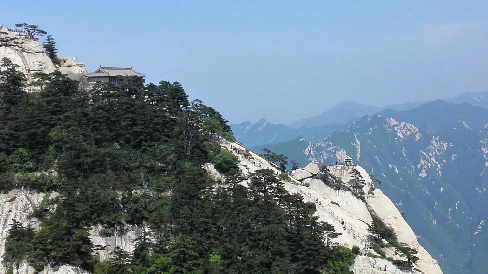 描写华山险峻的句子有哪些-形容华山险峻的诗句常见的