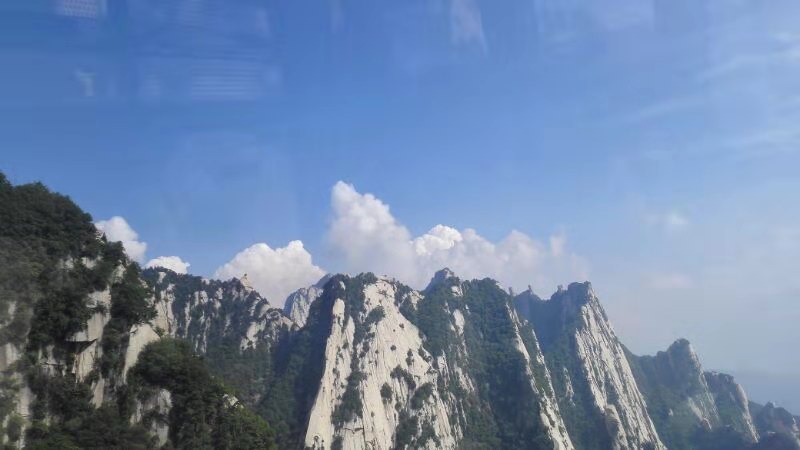 描写华山险峻的句子有哪些-形容华山险峻的诗句常见的