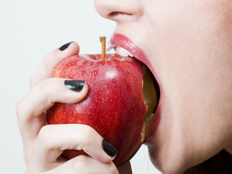 早上金苹果、晚上毒苹果？吃苹果有2个最佳时间，很多人后知后觉