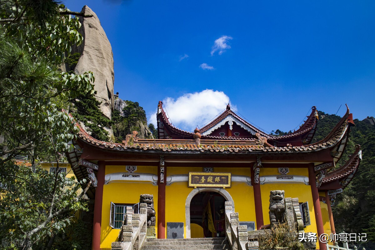 独具特色的地藏文化圣地九华山