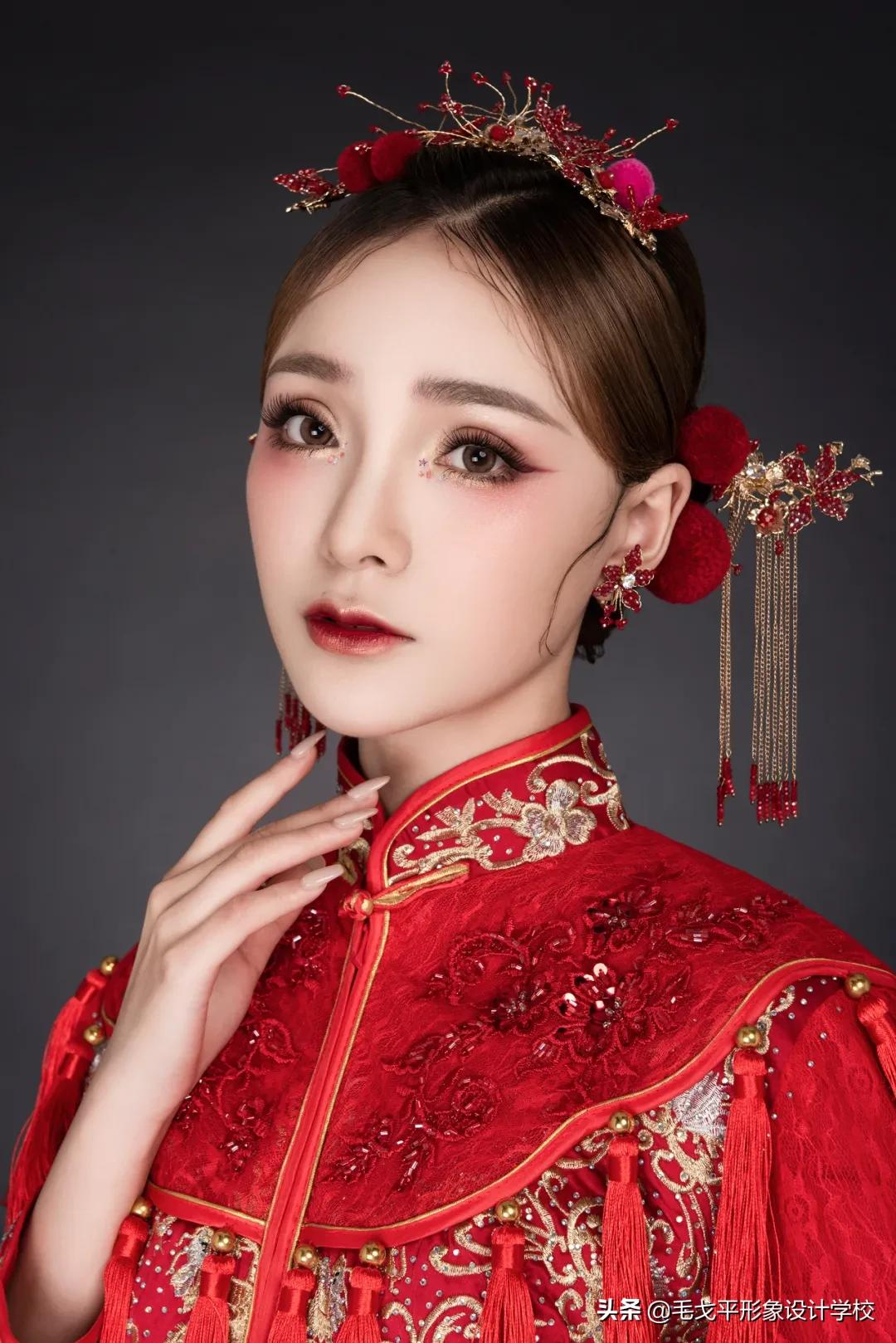 化妆师必收 | 18款绝美中式新娘造型，精致又高级