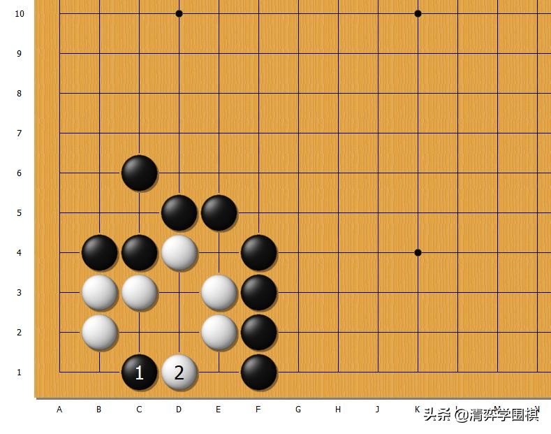 「一分钟围棋」黑先白死。进攻的选点很多，但正确的只有一个