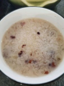 桃胶雪燕皂角米的做法（分分钟学会美味又健康）