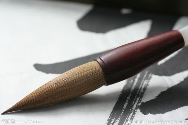 文房四宝的毛笔是谁发明的？是蒙恬还是另有神秘之人？