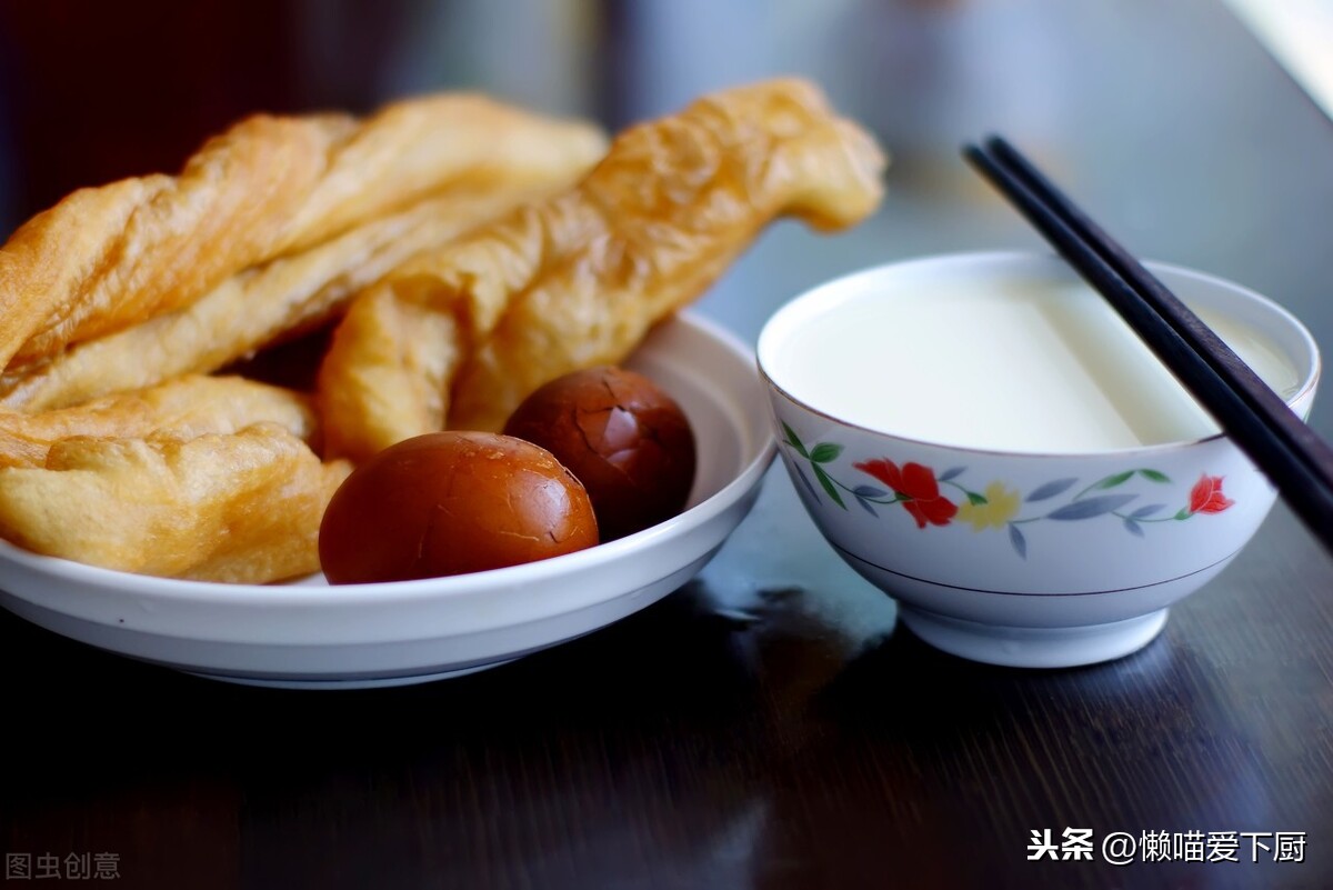 “豆汁”和“豆浆”，一字之差，区别却很大，建议先弄懂再吃