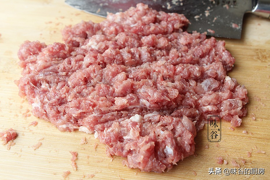 什么是三层肉（三层肉和五花肉的区别）