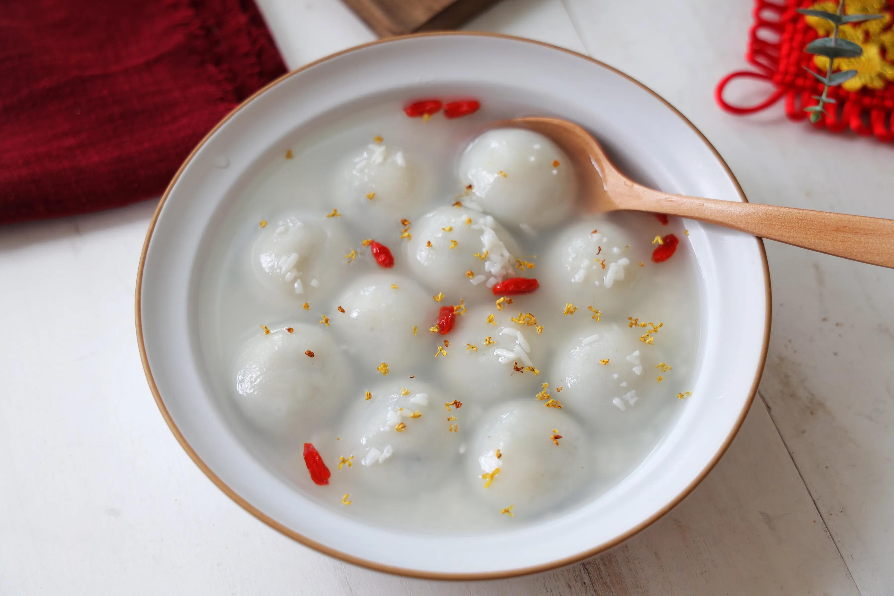 黑芝麻汤圆怎么煮好吃（芝麻汤圆的材料及做法）