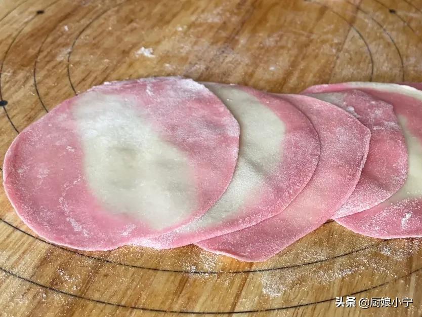 饺子皮怎么和面（饺子皮的正确方法）