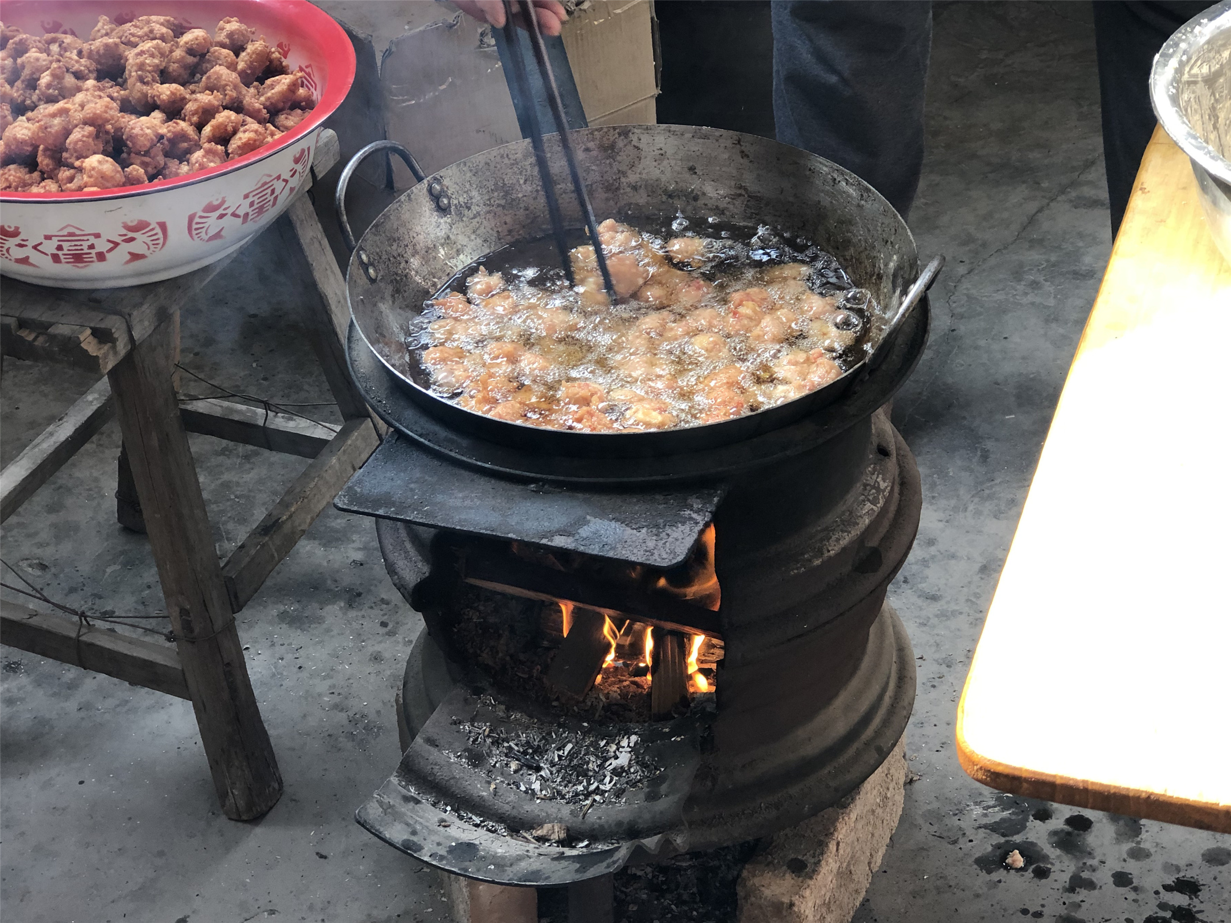 牛肉丸怎么炸（炸牛肉丸的配方及做法）