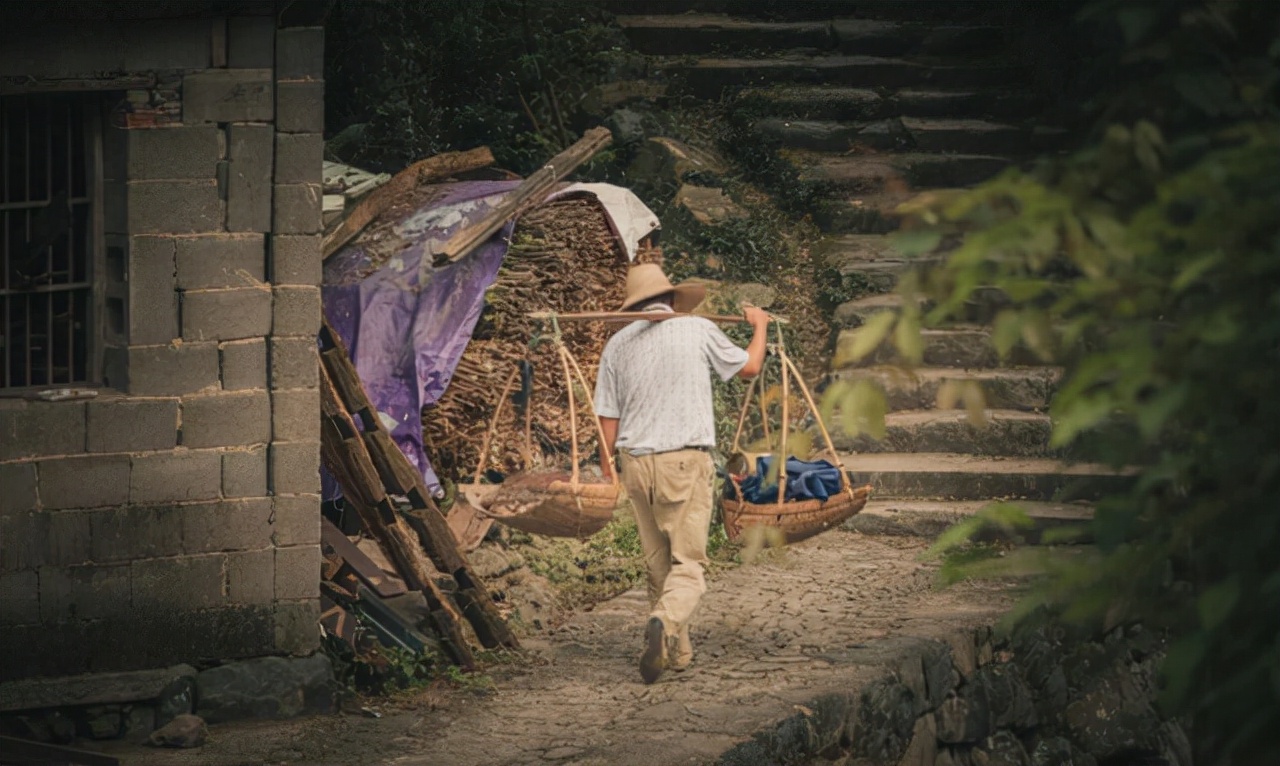 哀牢山灵异事件(哀牢山神秘传说)