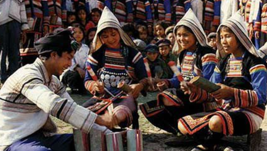 基诺族主要分布在哪个省（基诺族的节日）