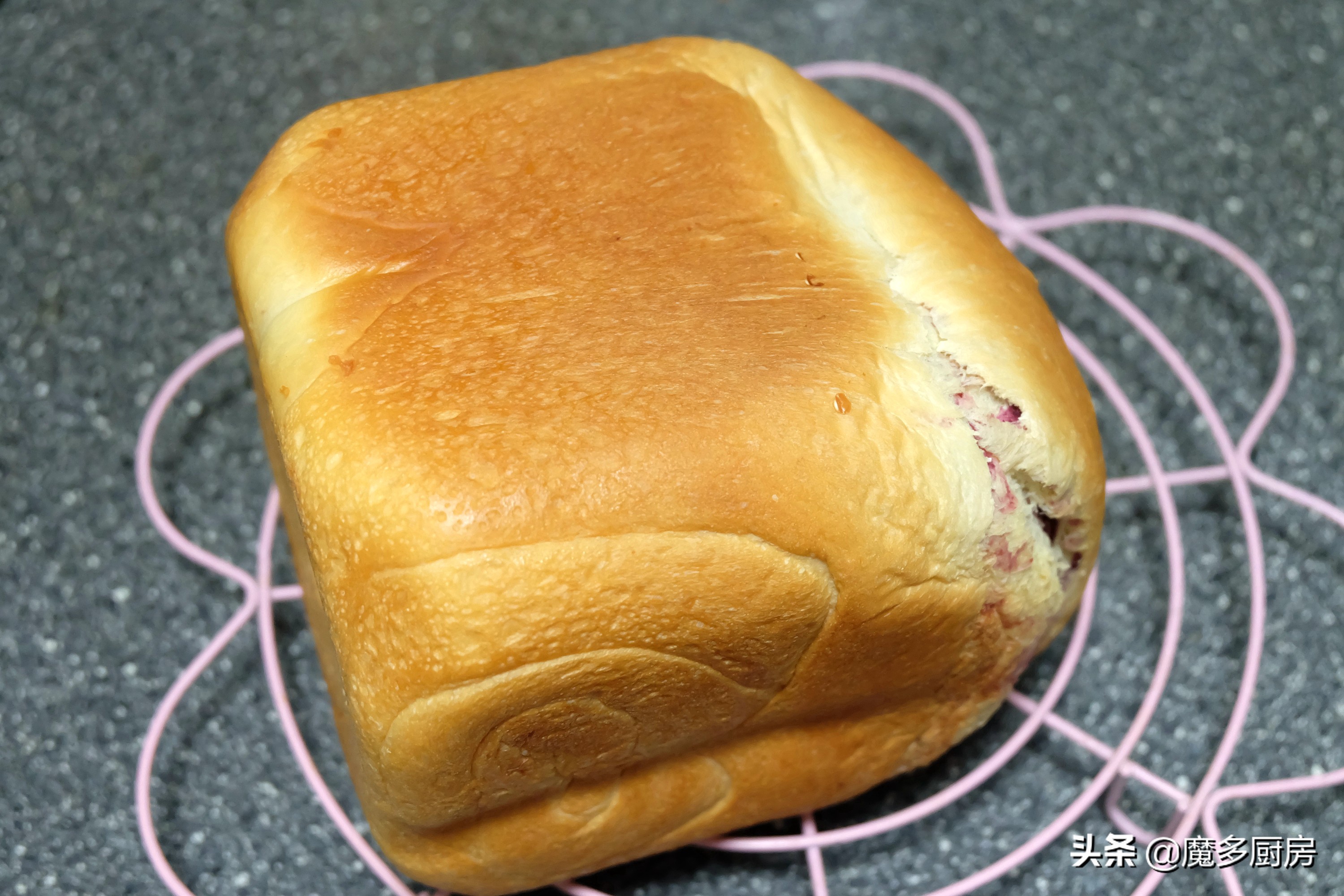 怎样用面包机做面包（面包机做面包的教程）