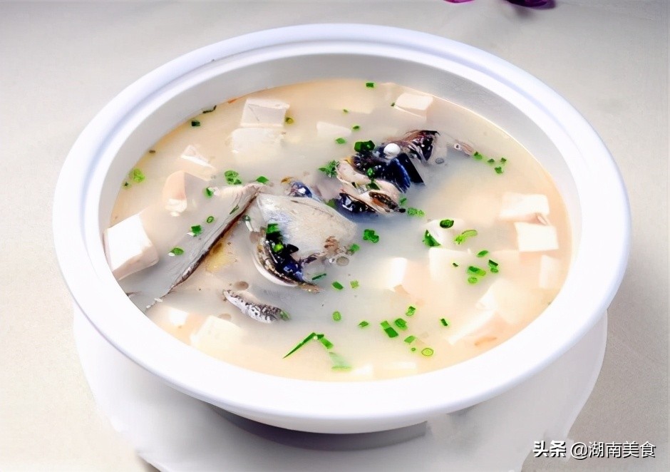 鱼头豆腐汤怎么做_鱼头豆腐汤的做法